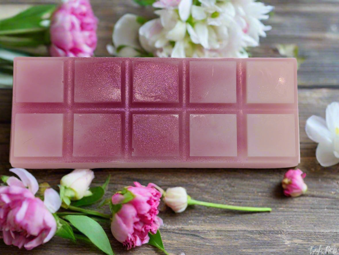 Spring Peony Garden wax melts in eco-friendly packaging